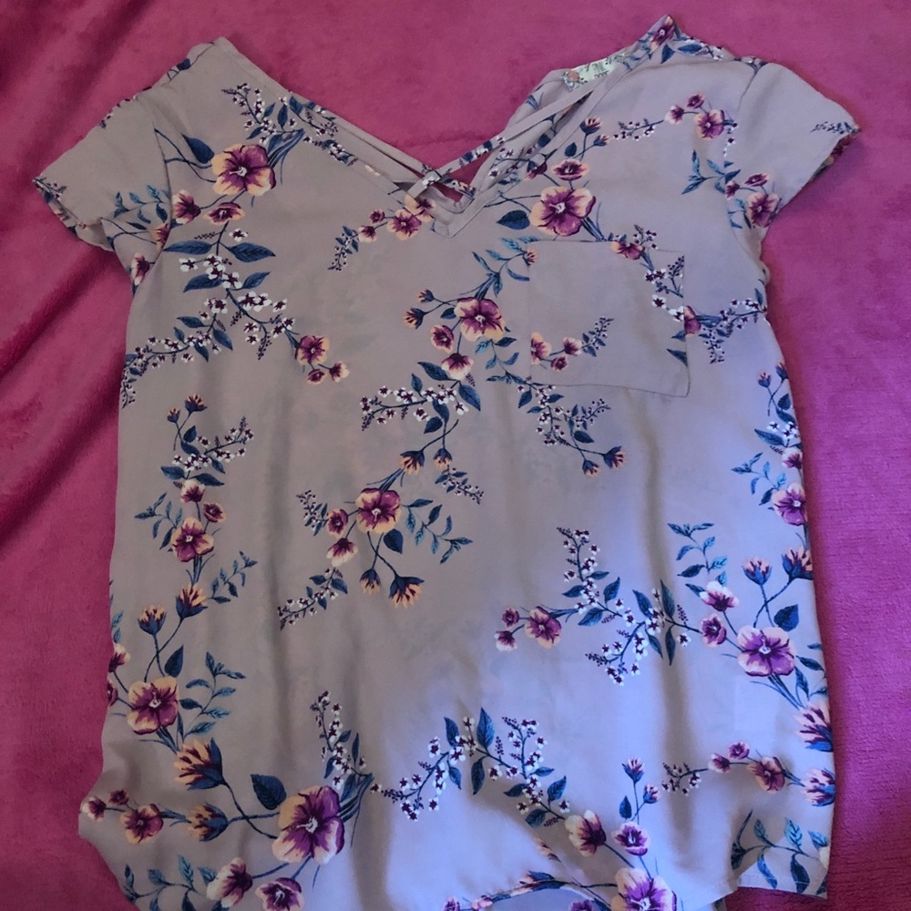 pink floral flowy t shirt